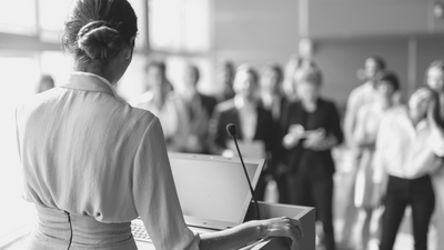 10 Helpful Tips On Public Speaking